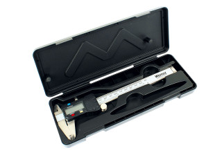 POMIČNO MERILO SA DIG. DISPLEJOM 150MM 